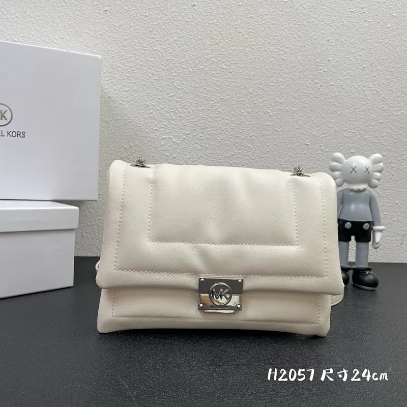 All categories Official website "Brand Women's Bags" Women's Bags 💙 MK replica MK, fine imitation MK bags, MK handbags, 2023 official latest version MK cowhide crossbody bag, bag factory, original material, size: 23-16-8CM